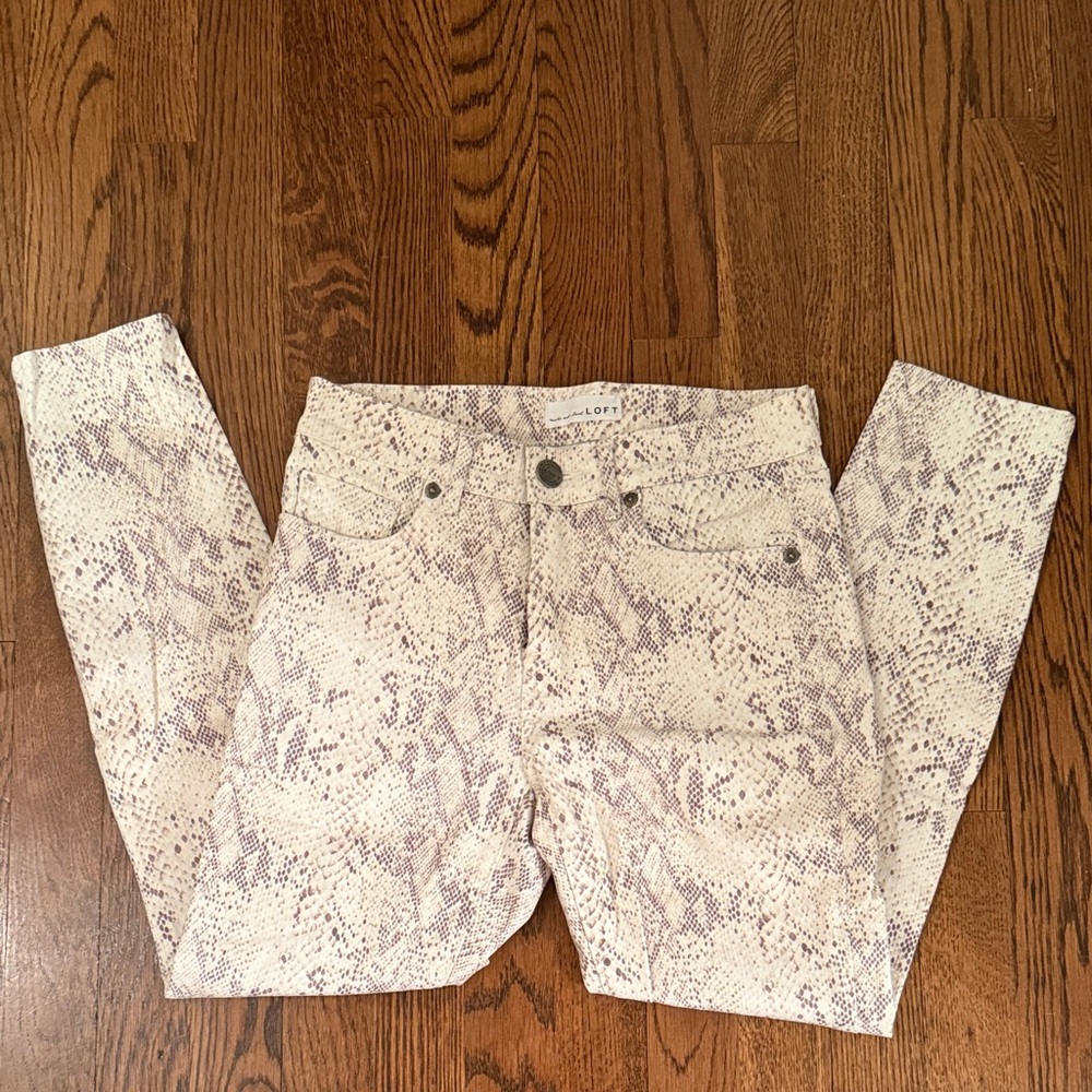 NWOT LOFT Snake-Print Skinny Jeans